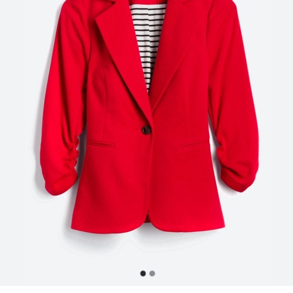 41Hawthorn red blazer